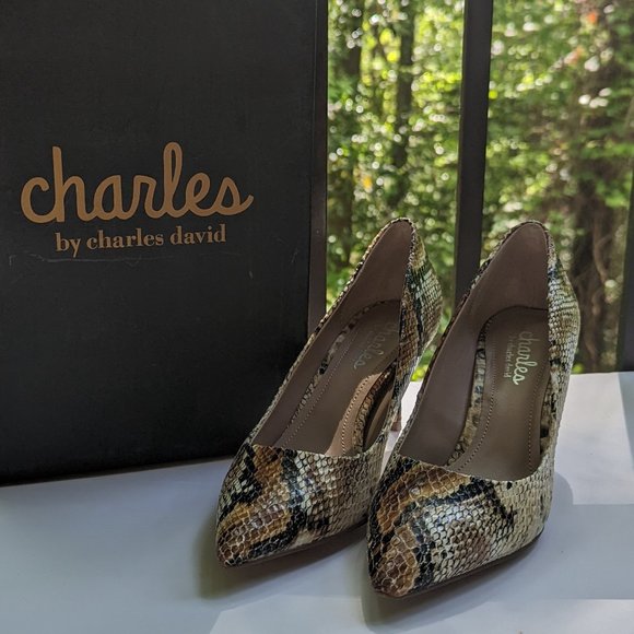 CHARLES BY CHARLES DAVID Addie Snake Heels Pumps Size 6 New in Box - Picture 3 of 6
